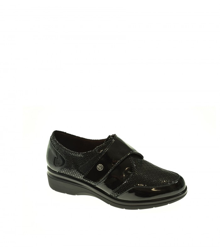 ZAPATO CUÑA PITILLOS NEGRO