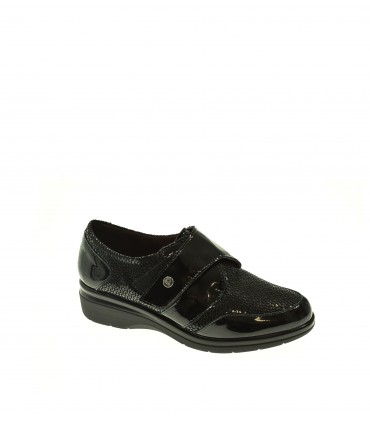ZAPATO CUÑA PITILLOS NEGRO