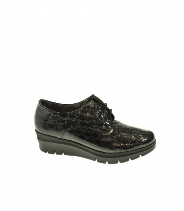 ZAPATO CUÑA PITILLOS NEGRO