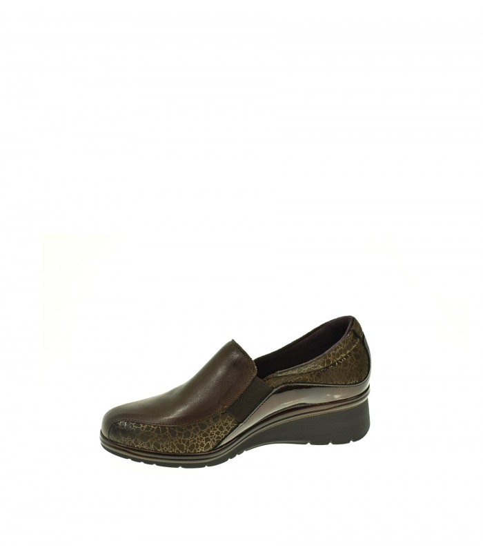 ZAPATO CUÑA PITILLOS MARRON