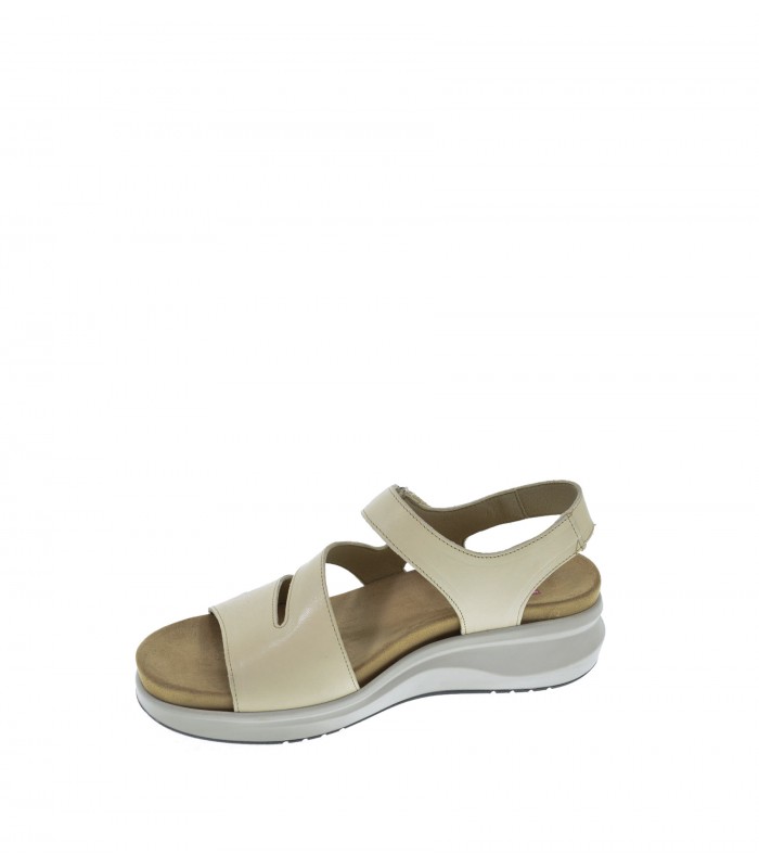 SANDALIA PLANA FLUCHOS BEIGE