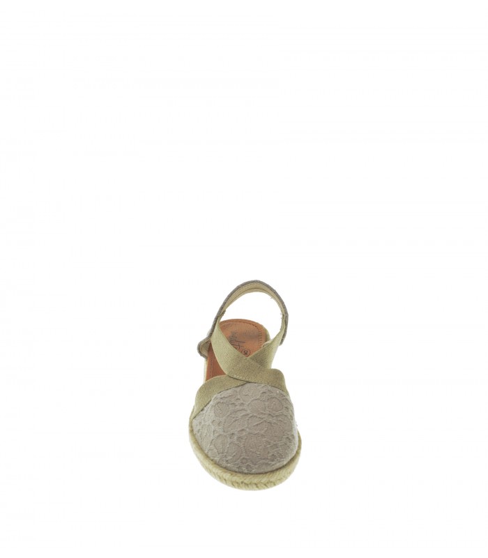 YUTE MUJER MEDITERRANEA PIEDRA